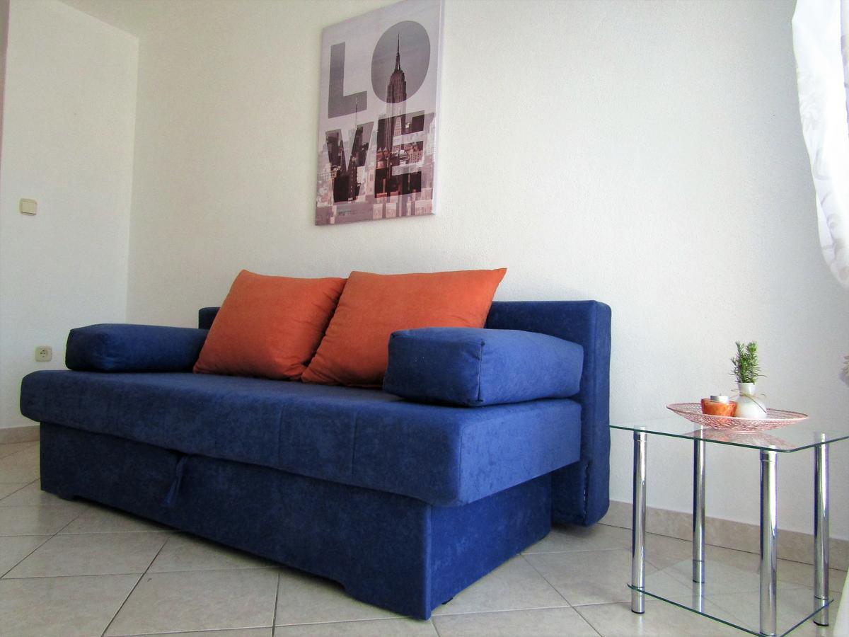 Apartments Kokor Vodice Eksteriør bilde